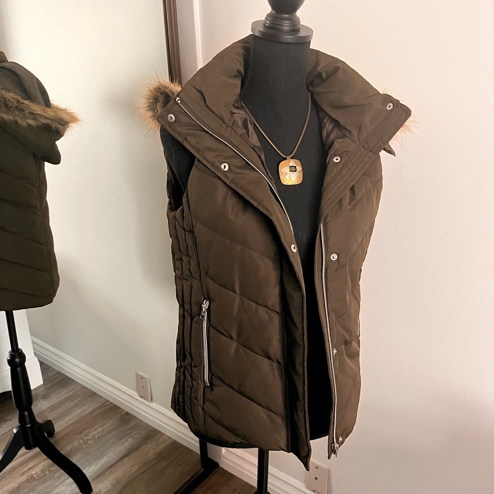 H&M Brown Puffer Vest